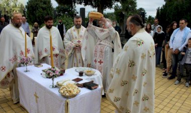 Свечано прослављена слава Алмашке капеле у Новом Саду