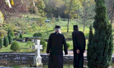 Aрхимандрит Василије Ивиронски: Да буде воља Твоја