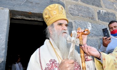 Митрополит Амфилохије: Не дамо светиње проклетима Ахаву и Језавељи!