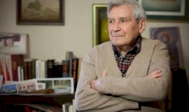 Владета Јеротић: Човек на путу од богова до Бога