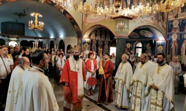 Епископ Арсеније: Сви ми смо наследници апостола и првих хришћана који су страдали за Христа и одржали своју веру, који су себе као живо камење узидали у Цркву!