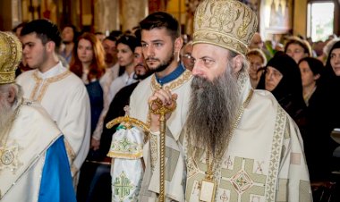 Митрополит Порфирије: Распнимо своју логику са Христом!