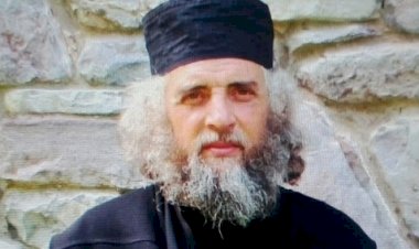 Архим.Лазар Абашидзе: О паметовању и држању придика ближњима!