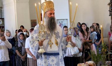 Митрополит Порфирије: Пресвета Богородица - образац савршене љубави и смирења!