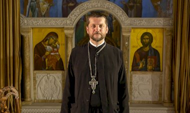 Прота Гојко Перовић за “Спутњик”: Немогућ је сценарио да се нешто преокрене — народ је промијенио власт!