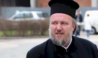 Протопрезвитер-ставрофор др Велибор Џомић: Дужност нам је да чувамо мир!