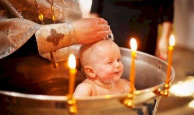 Чин Свете Тајне Крштења у склопу Свете Литургије