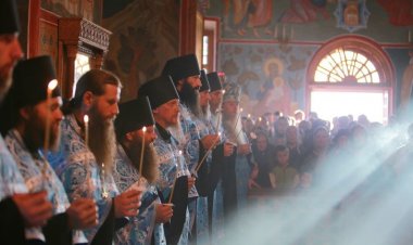 4.2.2021. У 21:30, УЖИВО МОЛИТВА ПРЕ СПАВАЊА И РАЗГОВОР СА О. МИЛОРАДОМ МИТРОВИЋЕМ