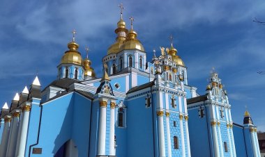 6.2.2021. У 21:30, УЖИВО МОЛИТВА ПРЕ СПАВАЊА И РАЗГОВОР СА ОЦЕМ ПРЕДРАГОМ ПОПОВИЋЕМ