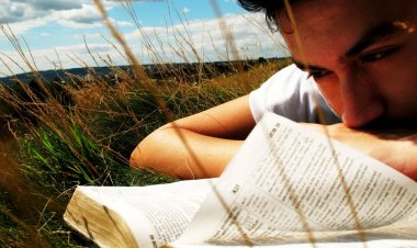 „Нисам поп да стално читам Библију!“