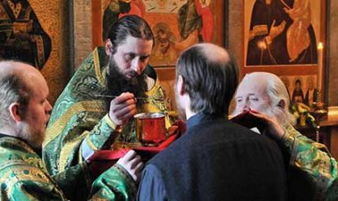 О неопходности редовног причешћивања Тајнама Христовим