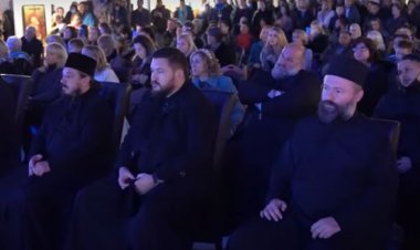 Свечана академија поводом славе Цркве Светих врача у Ваљеву – Видео