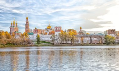 12.12.2021. У 21:30, ВЕЧЕ СА О. ИВАНОМ И РАЗГОВОР О РАЗНИМ ЖИВОТНИМ ТЕМАМА