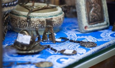 О црквеним сујеверицама и предрасудама