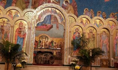 Хришћанство, ислам, све је то исто, моле се, посте…