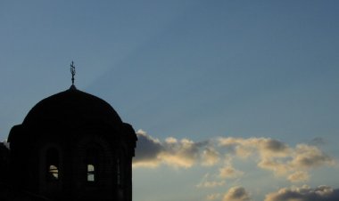 И пакао сведочи да нас Бог воли?