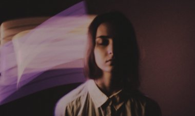 Душевни болесници носе велики крст