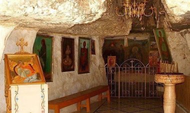 Читајмо молитве, удубљујмо се у њих, јер кроз њих познајемо Бога и тајне Божије