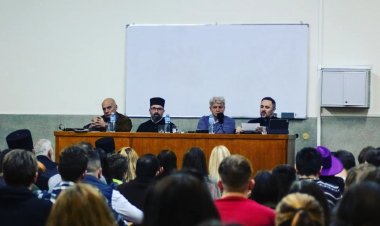 (АУДИО) ТРАДИЦИЈА НА УДАРУ СЕKТИ: Одржана трибина *Савремени приступ проблематици сектног и манипулативног деловања*