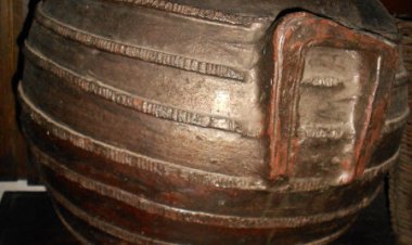 Поучна прича о напуклом врчу