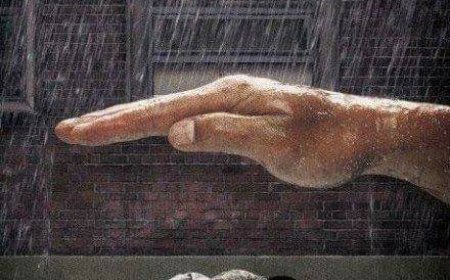 Божја милост силази са неба и преплављује наше животе