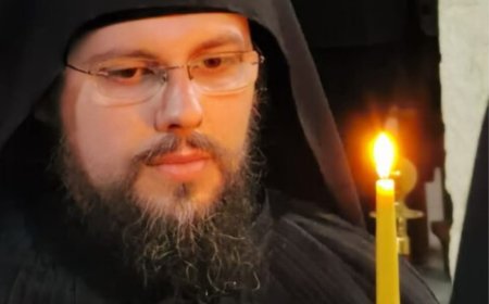 Спасавај се ангелским ликом оче Методије и моли се за нас!