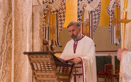 Протојереј Никола Пејовић: Богочовјек Христос, наша истинска нада, својом побједом над смрћу постао је мјера нашега живота