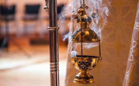 Зашто су кађење и молитва неодвојиво повезани