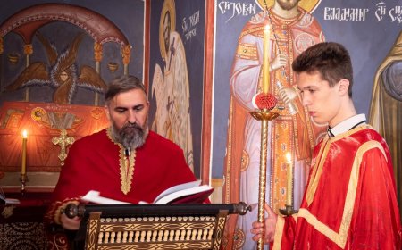 Прва Литургија у Параклису Св. Амфилохија Иконијског: Живот Митрополита Амфилохија је био непрекидно служење