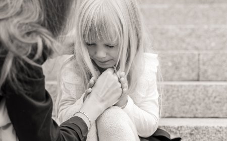 Ћерка ми је рекла да су је у школи назвали глупом и ружном. Ево шта сам урадила