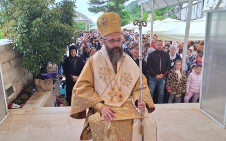 Недјеља Самарјанке у Острогу, богослужио Епископ Силуан