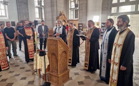 Молебан за почетак радова на обнови Саборног храма Св. Василија Острошког у Никшићу