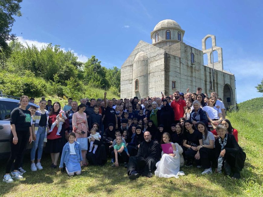 Архијерејска Литургија и рукоположење на празник Светог Стефана Пиперског