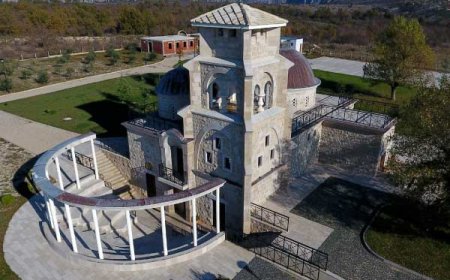 Предавање о. Рафаила (Бољевића) у амфитетару пребиловачког храма