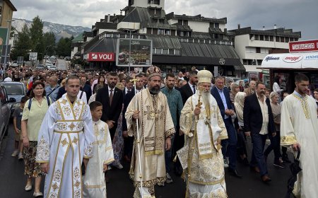 Митрополит Теодосије и Епископ Методије богослужили на Преображењском сабору на Жабљаку