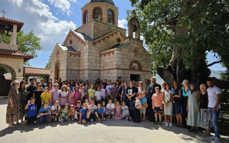 Дјеца из Бара ходочастила моштима мајке Светог Василија Острошког