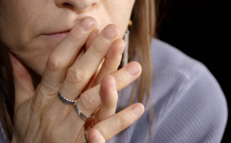 „Два дана ходам притиснута надстрешницом. Очајна и нема.“