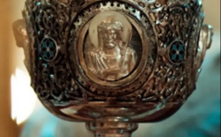Владика Атанасије Јевтић о причешћивању...