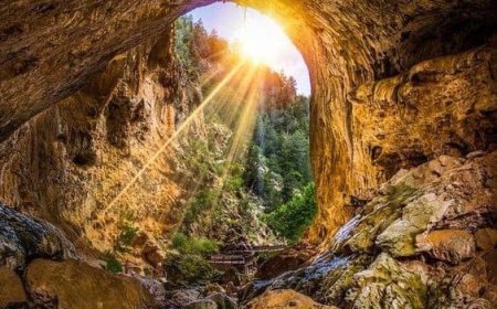 Бог нас учи да поштујемо сваког човека и његову слободу да верује у оно што верује