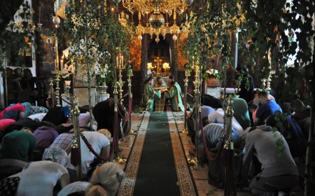 Држати заповести и мислити да смо нешто зато што идемо у цркву, не говори много