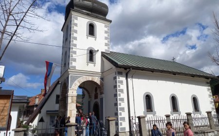 У Храму Свете Петке у Пљевљима служена Света архијерејска литургија