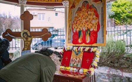 Слава Цркве у Момишићима, богослужио Епископ Диоклијски Пајсије