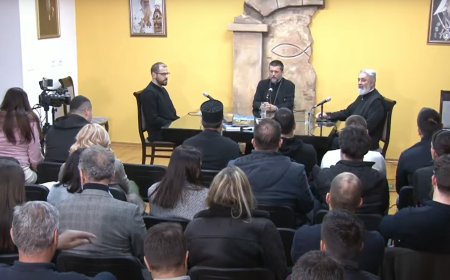 Дијалошка трибина: Васкршњи пост је увијек нова шанса да живимо по Богу и са Богом