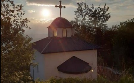 По чему се у суштини разликују монаси од световњака?