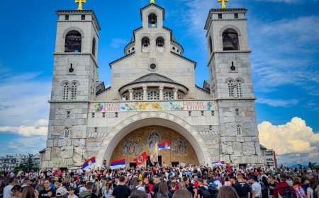 Двадесет треће ходочашће од подгоричког Саборног храма до Острога – литија од Митрополита Амфилохија до Св. Василија