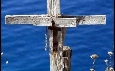 У гробу нема џепова. Што си сакупио у души, са тим ћеш и лежати!