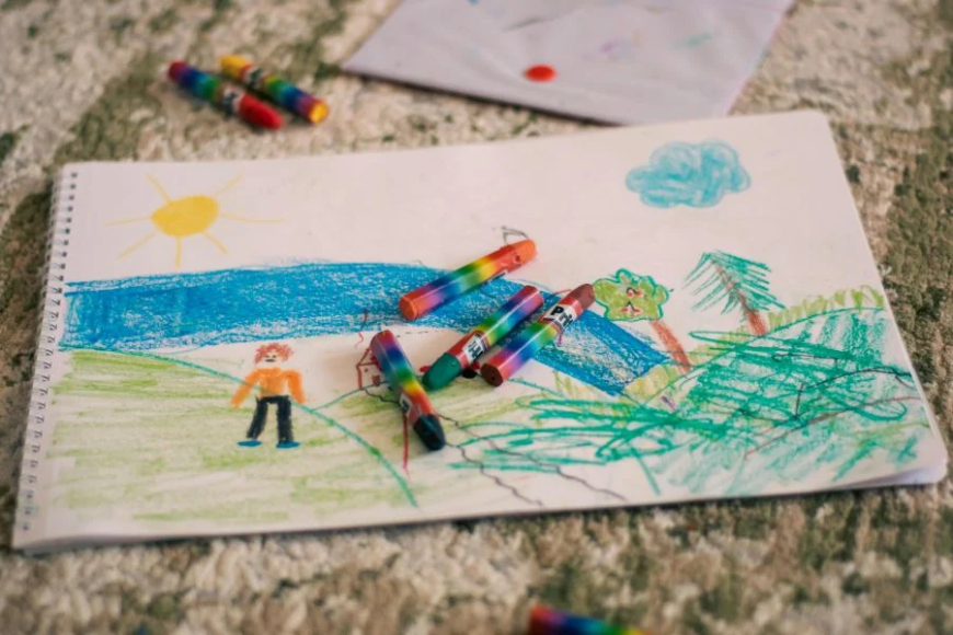 Негде око 8. године деца ПРЕСТАЈУ да цртају