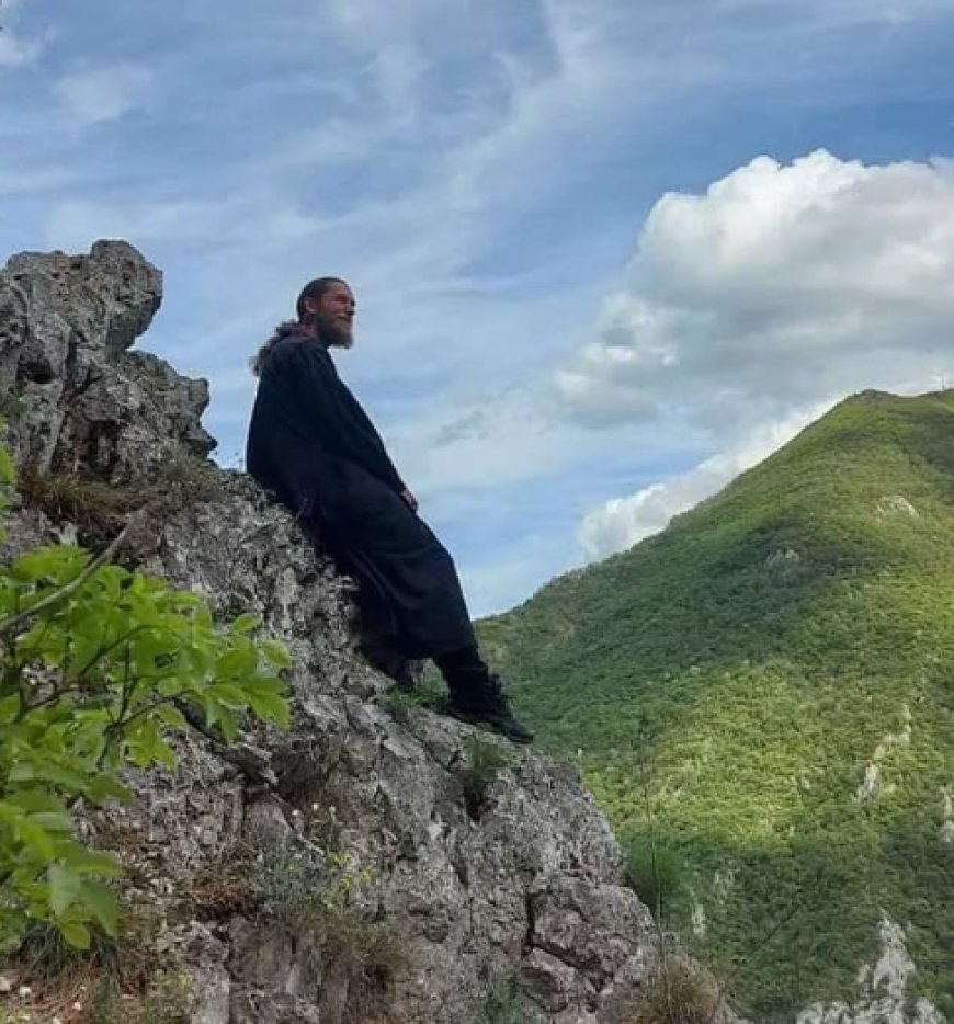 „Да те не виде људи где постиш, него Отац твој који је у тајности;“(Мт. 6,18.)