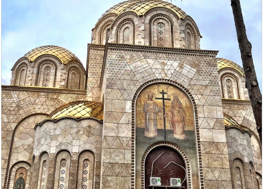 Црква - институција или Брод Спасења