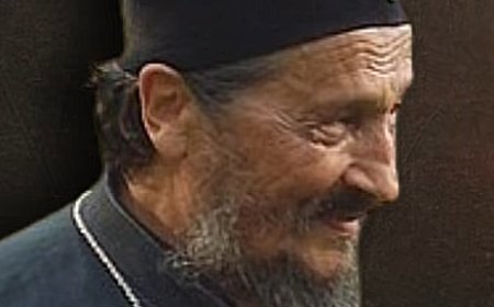 Човек као личност / Епископ Атанасије (Јевтић)